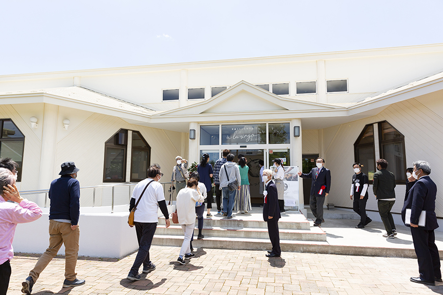 オープニングセレモニーが開催されました。5