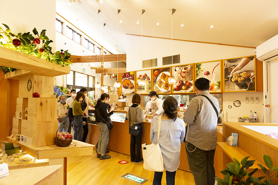 オープニングセレモニーが開催されました。6