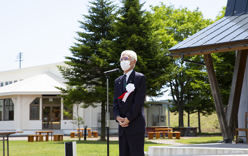 オープニングセレモニーが開催されました。